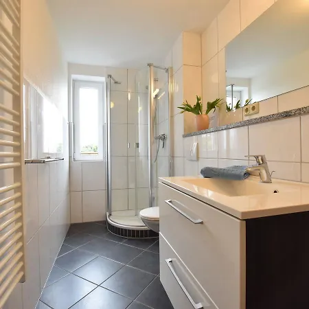 Beautful In With Garden 아파트 *